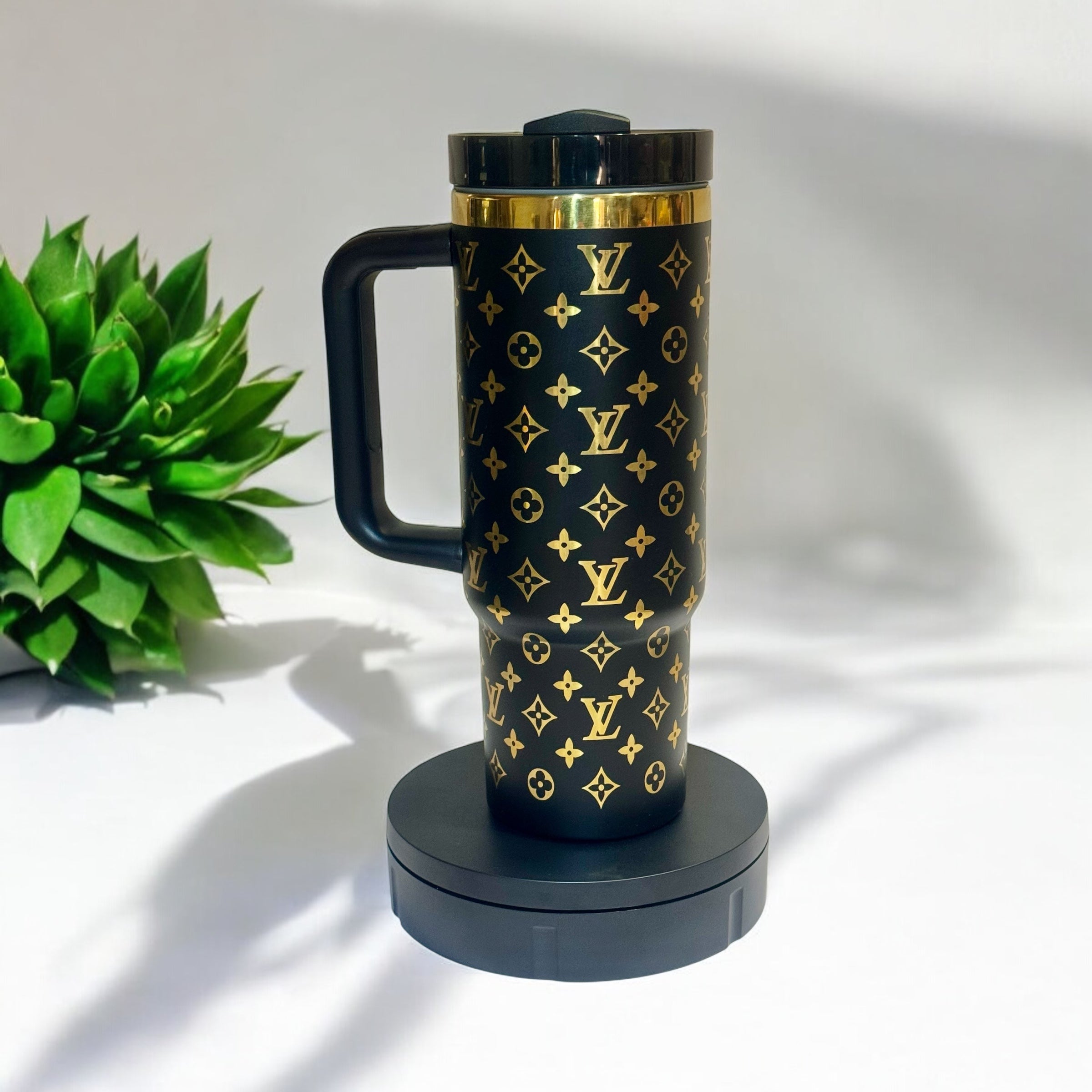 30oz LV Inspired Tumbler - Gold Underlay